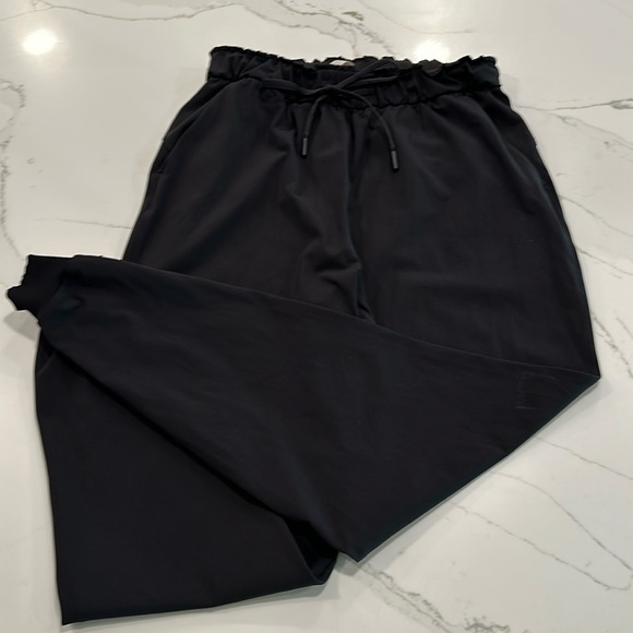 Lululemon Keep Moving Jogger black size 8 - Picture 2 of 8
